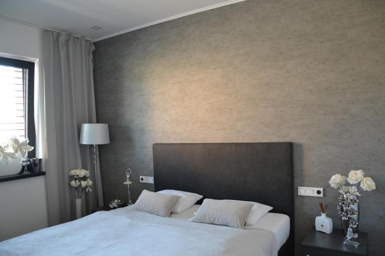 Apartmany U Polanskych Bulhary Bagian luar foto