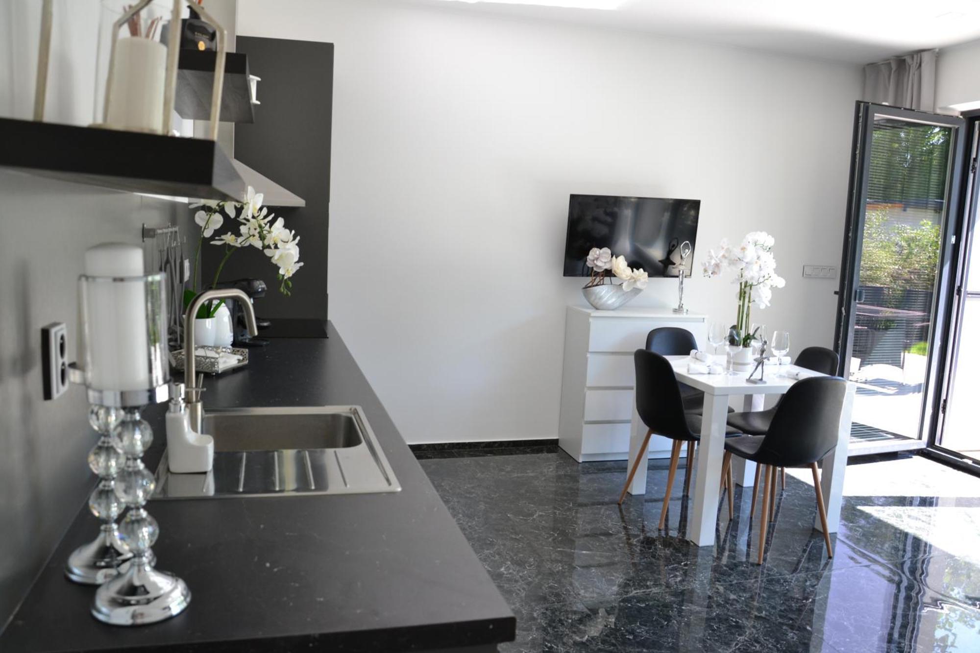 Apartmany U Polanskych Bulhary Bagian luar foto